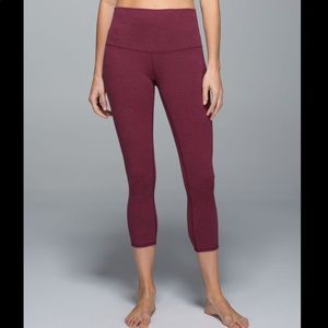 lululemon Wunder Under Crop size 6